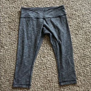 Lululemon lowrise 21” capris